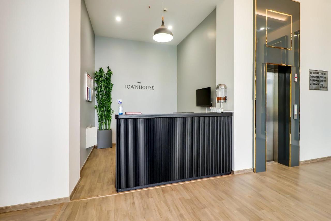 Hotel Super Townhouse Jashn Chinhat Zewnętrze zdjęcie