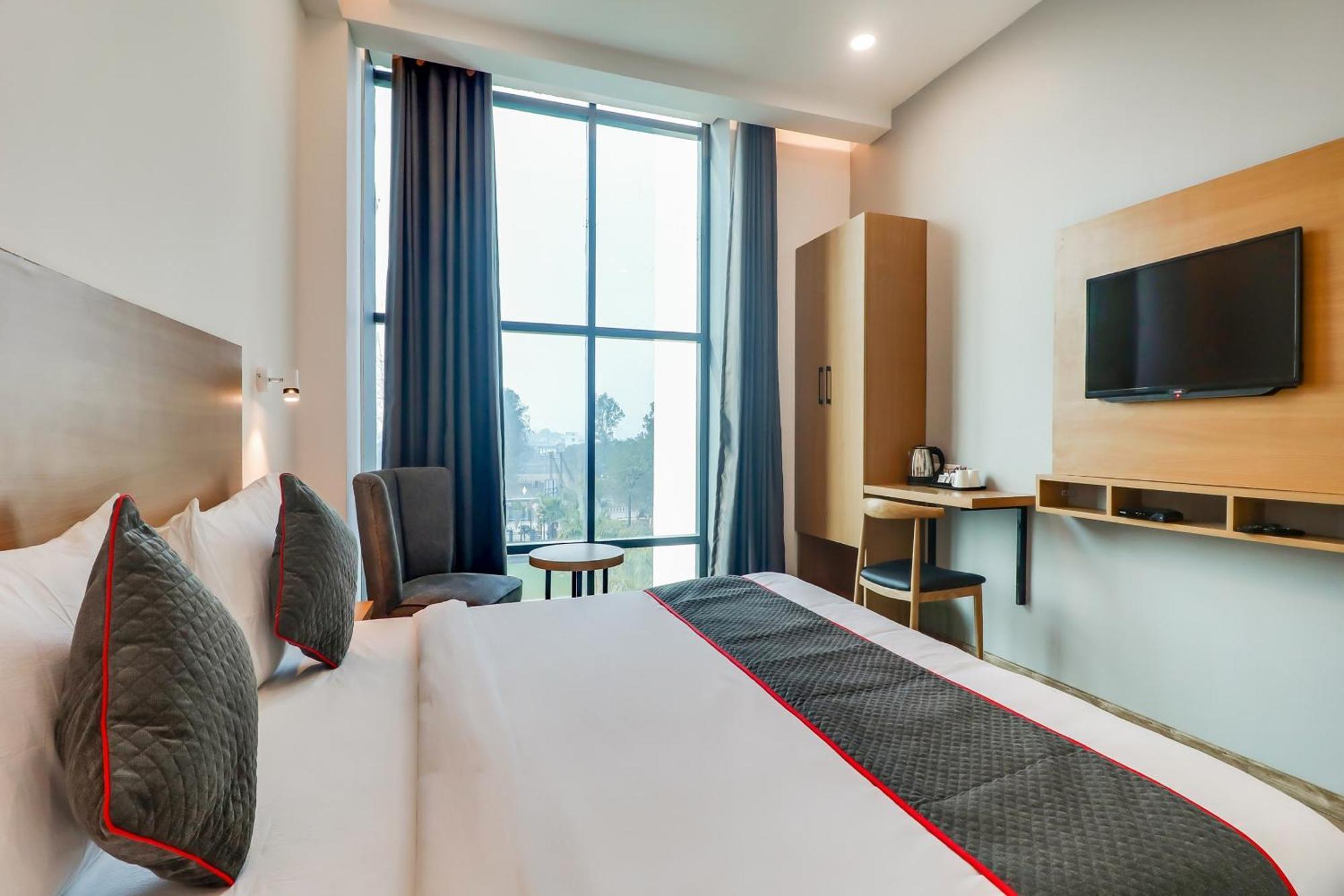 Hotel Super Townhouse Jashn Chinhat Zewnętrze zdjęcie