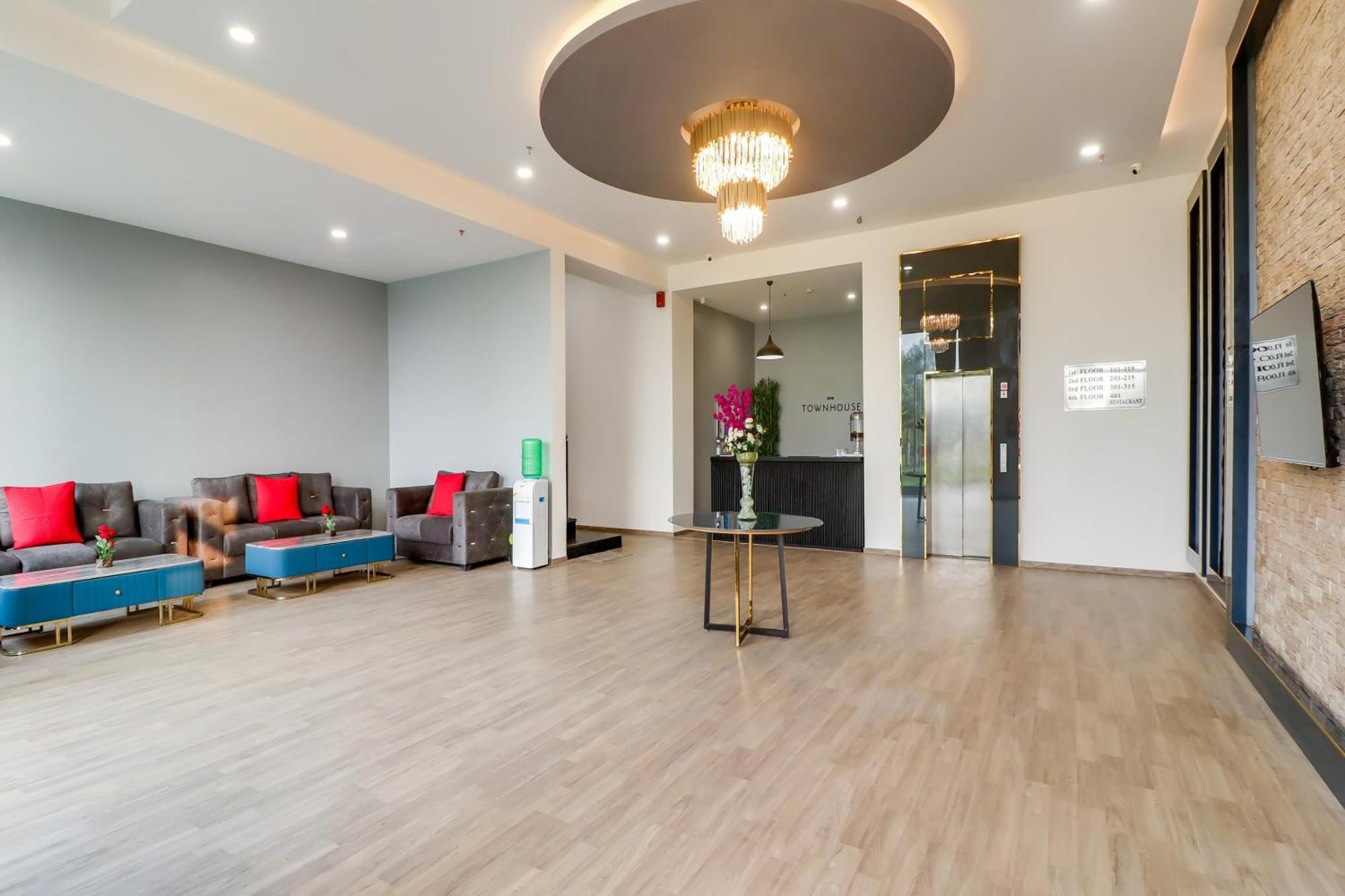 Hotel Super Townhouse Jashn Chinhat Zewnętrze zdjęcie